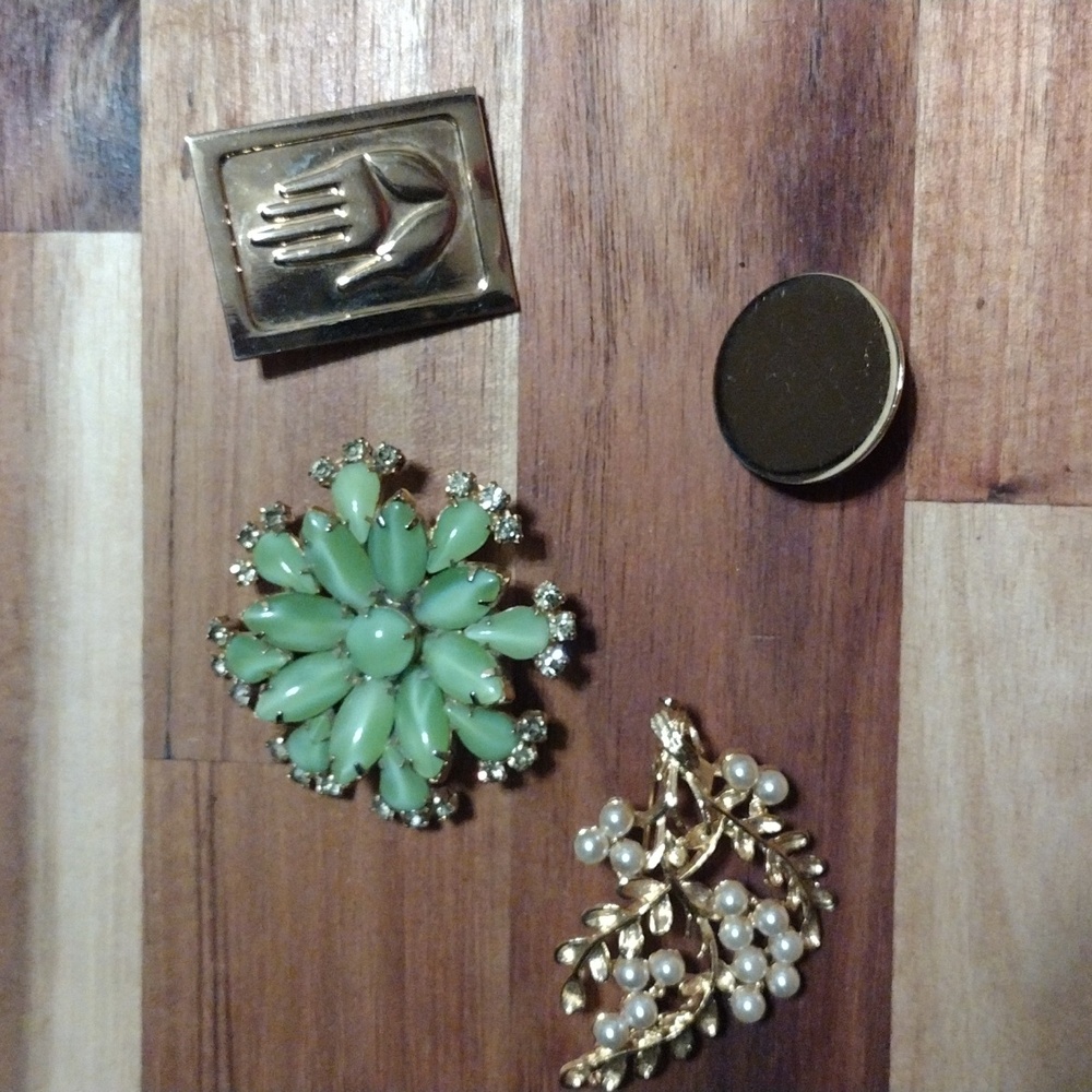 Brooch Gold Tone Bundle